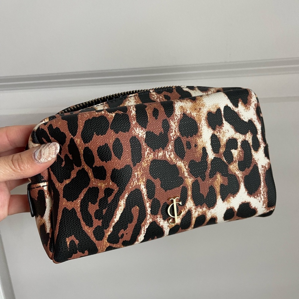 Small leopard print Juicy Couture zippered pouch